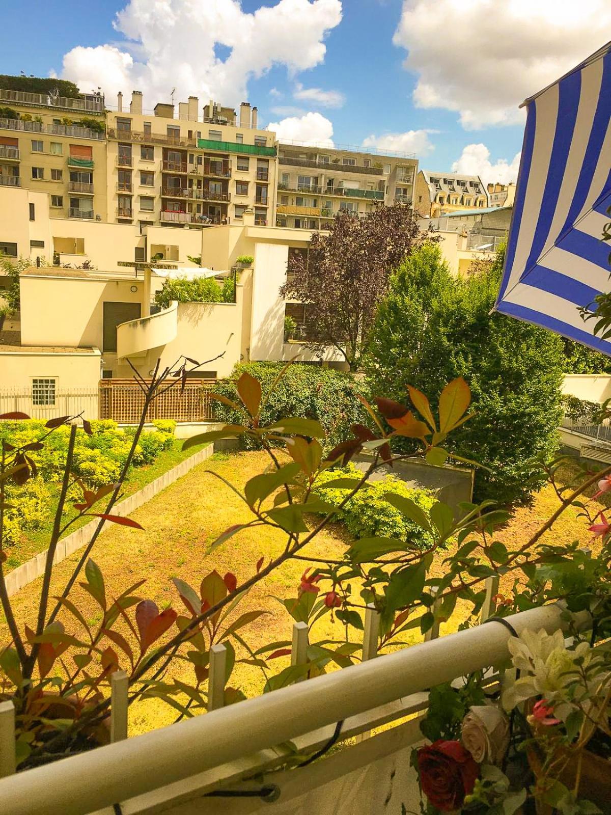 Double Room With Balcony Paris Exterior photo